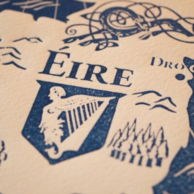 3 ESTAMPE Carte du Monde Celtique 30x40 cm